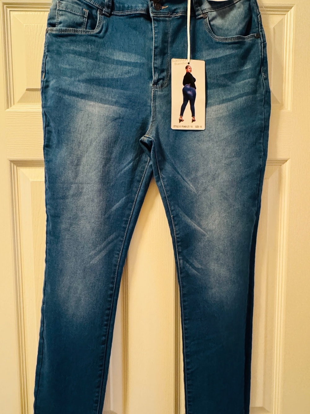 BAMBOO Women's Medium Blue Faded Skinny Jeans